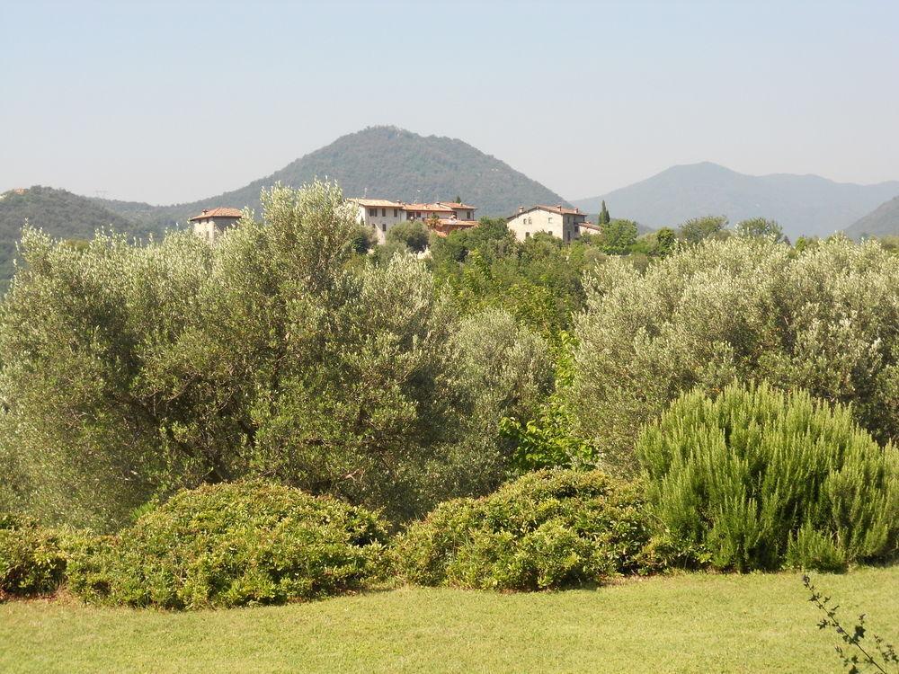 B&B Renzano Bedrooms Saló Exterior foto