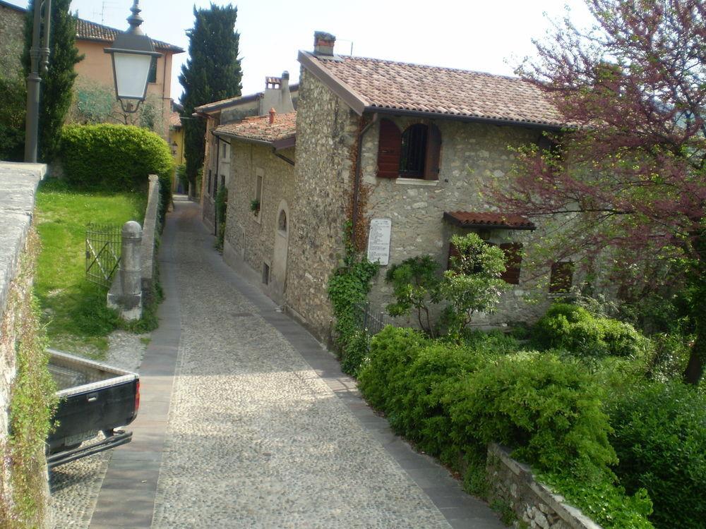 B&B Renzano Bedrooms Saló Exterior foto